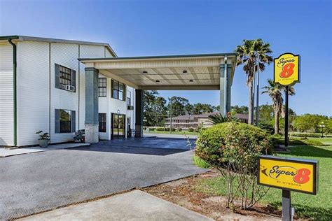 Find hotels near Coushatta Casino, Kinder from CA $71.